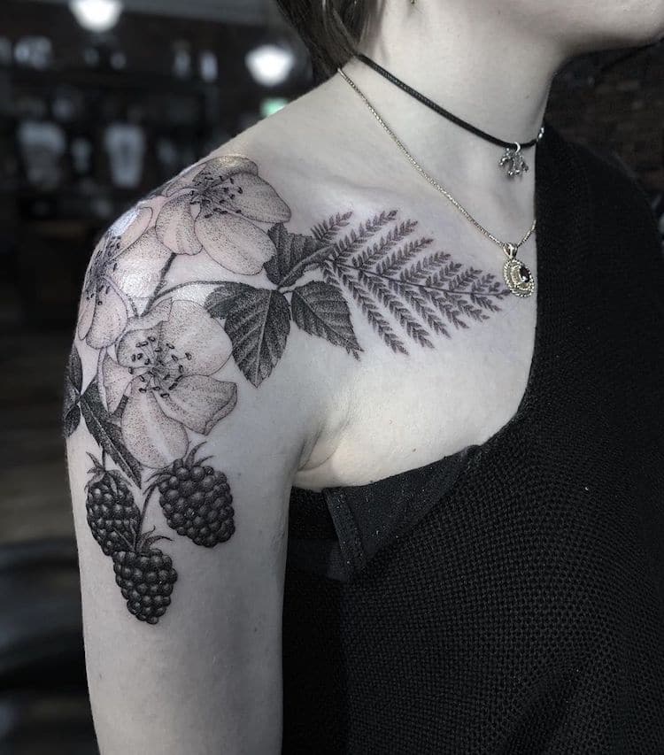 Tatuajes con puntos por Annita Maslov