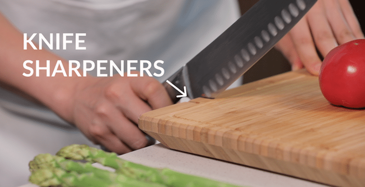 This Incredible Smart Cutting Board Has a Built-In Scale, Timer