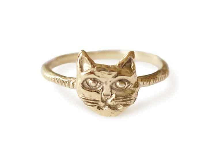 Anillo de gato