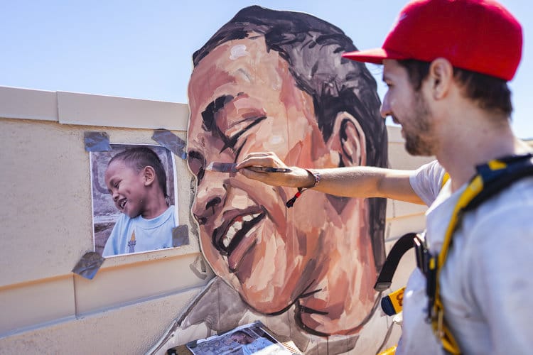 Ernest Zacharevic mural en Las Vegas