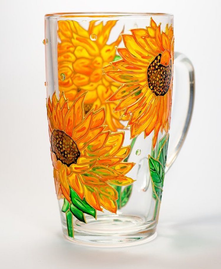 Hand-Painted Glass Mugs and Teapots by Vitraaze