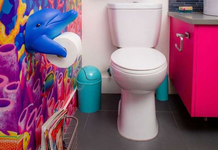 Baño de Lisa Frank