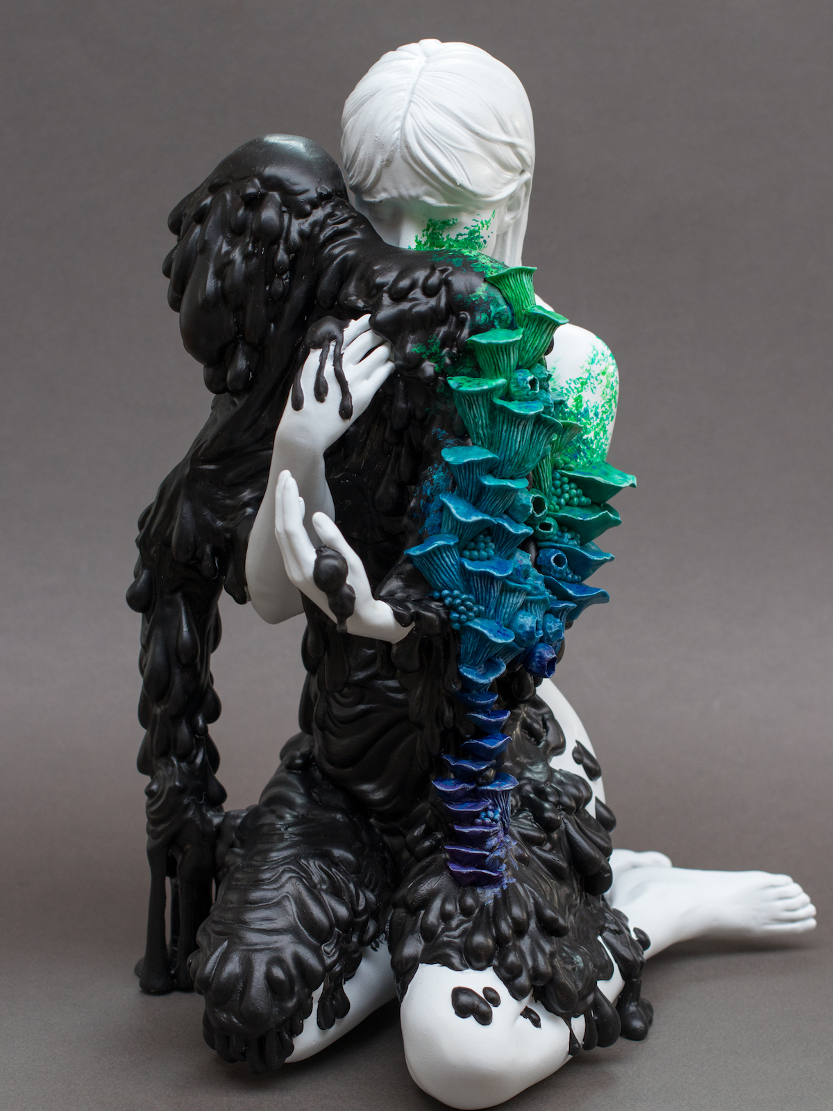 Surrealistic Sculptures Showcase the Tragic Beauty of Decomposition