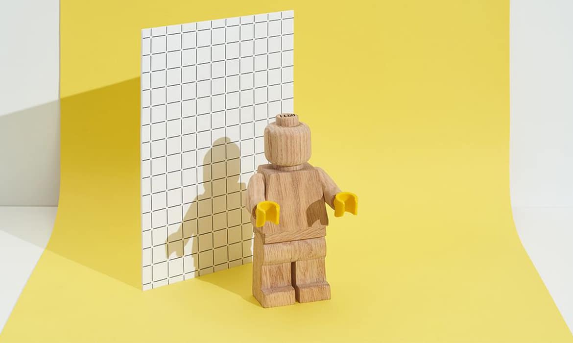 lego minifigure builder