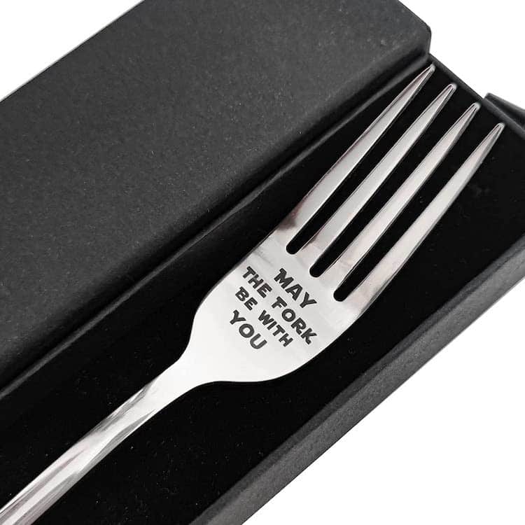 https://mymodernmet.com/wp/wp-content/uploads/2019/11/star-wars-kitchen-gadgets-may-the-fork-be-with-you-fork-01.jpg