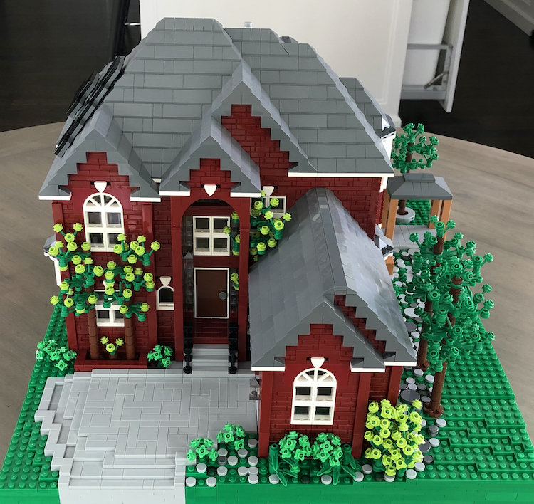 This Woman Creates Custom LEGO Houses of Real