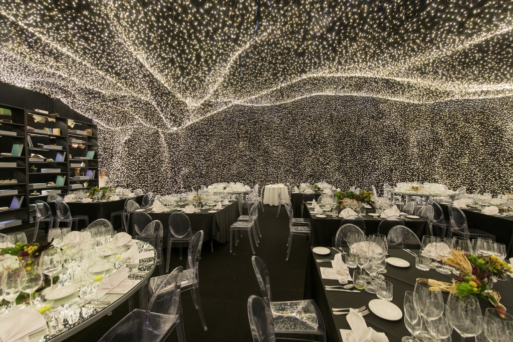 Interstellar, el restaurante en CDMX cubierto con 250,000 luces LED