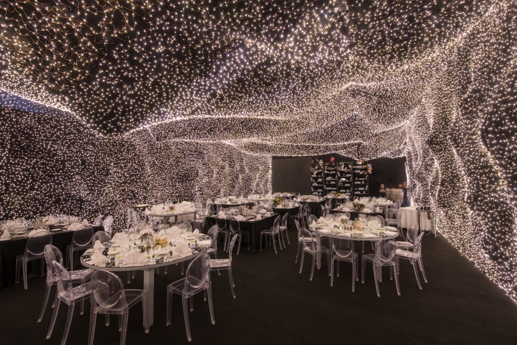 Interstellar, el restaurante en CDMX cubierto con 250,000 luces LED