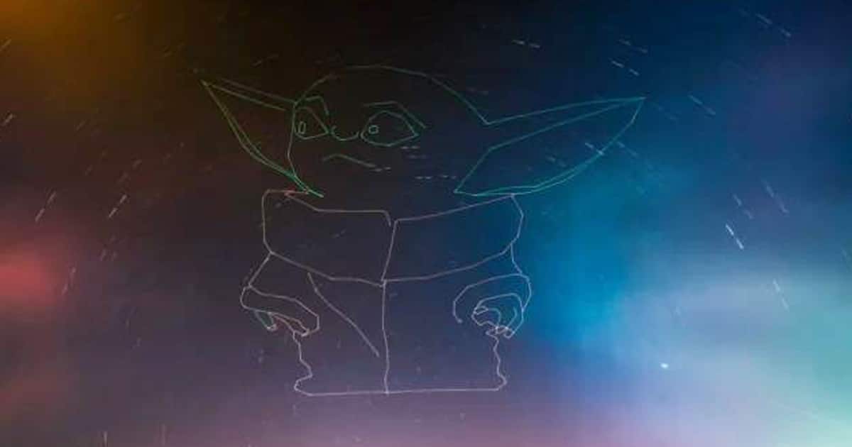Star Wars example #150: Photographer Uses a Drone to Light-Paint Baby Yoda in the Brilliant Night Sky