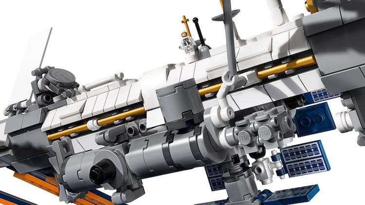 LEGO estacion espacial internacional