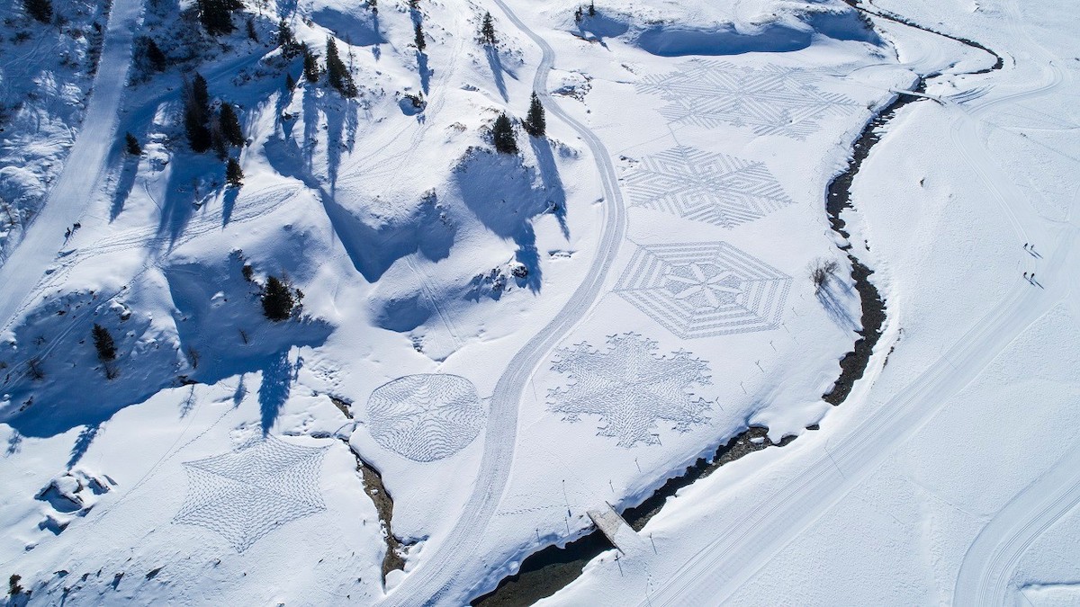 Snow Art by Simon Beck