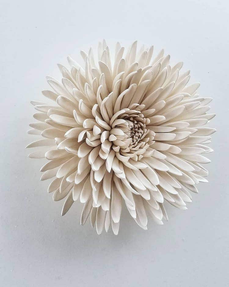 Flores de porcelana de Owen Mann