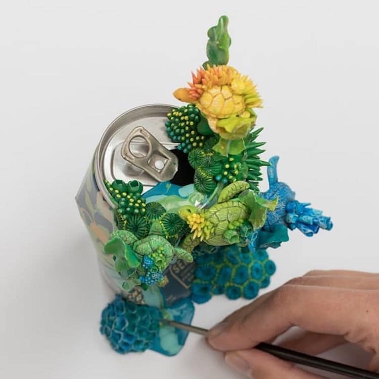 Discarded Objects esculturas de desechos plasticos Stephanie Kilgast