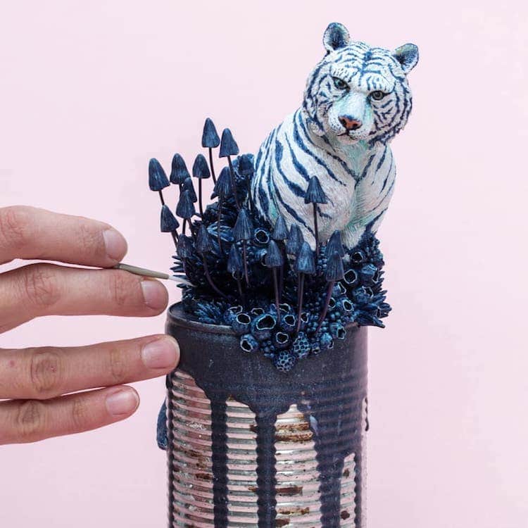 Discarded Objects esculturas de desechos plasticos Stephanie Kilgast