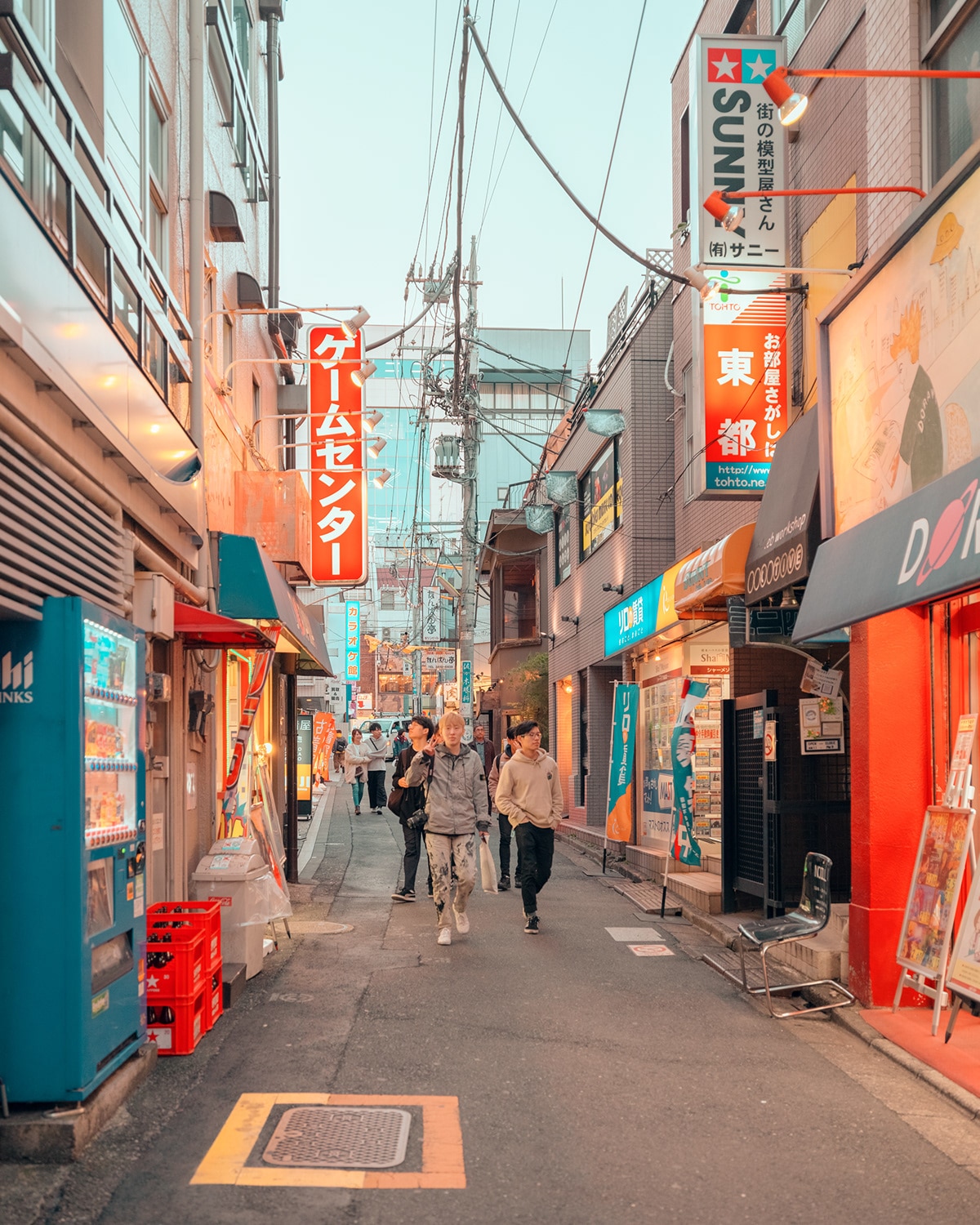 Photo of Tokyo by Ludwig Favre