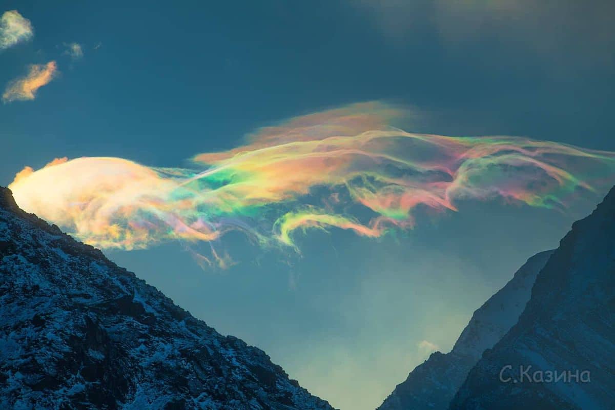Cloud Iridescence in Siberia