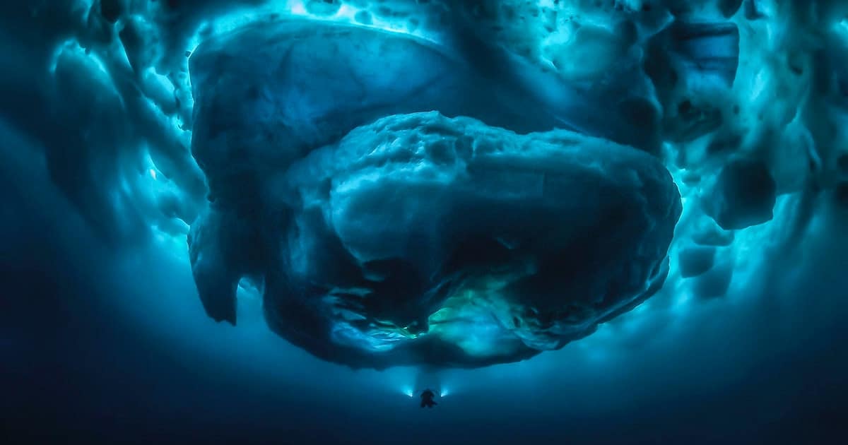 Stunning Photos Show What Iceberg Look Like Below Water