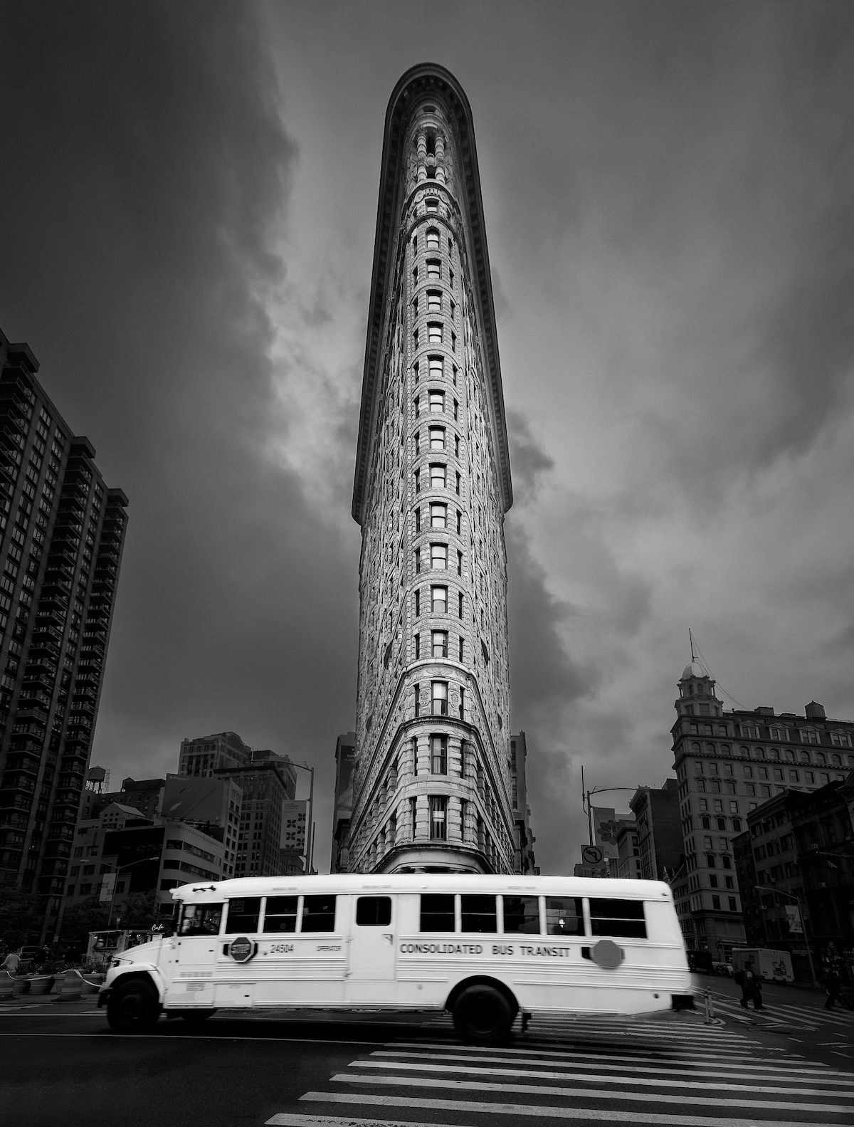 Black and White Photo of the Flat Iron Building