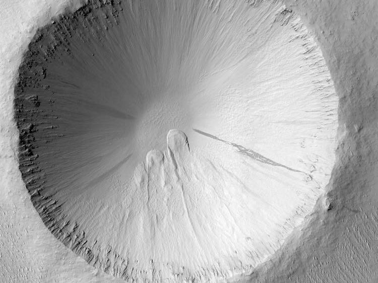 cicatrices de avalancha en marte por hirise