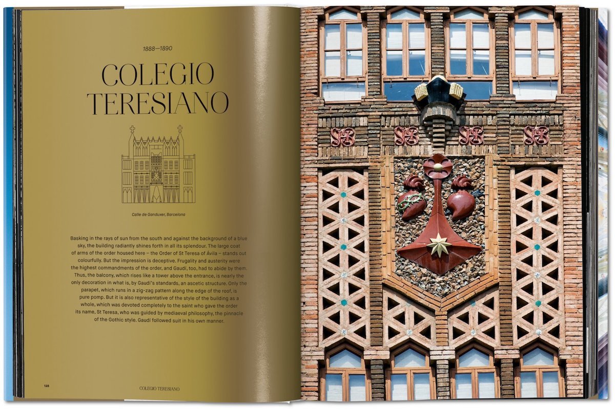 libro de arquitectura de Gaudi. The Complete Works