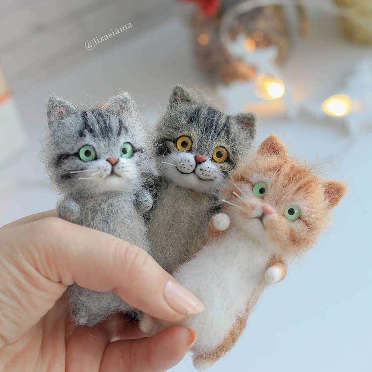 Felt Cats by Elizabeth Delektorskaya