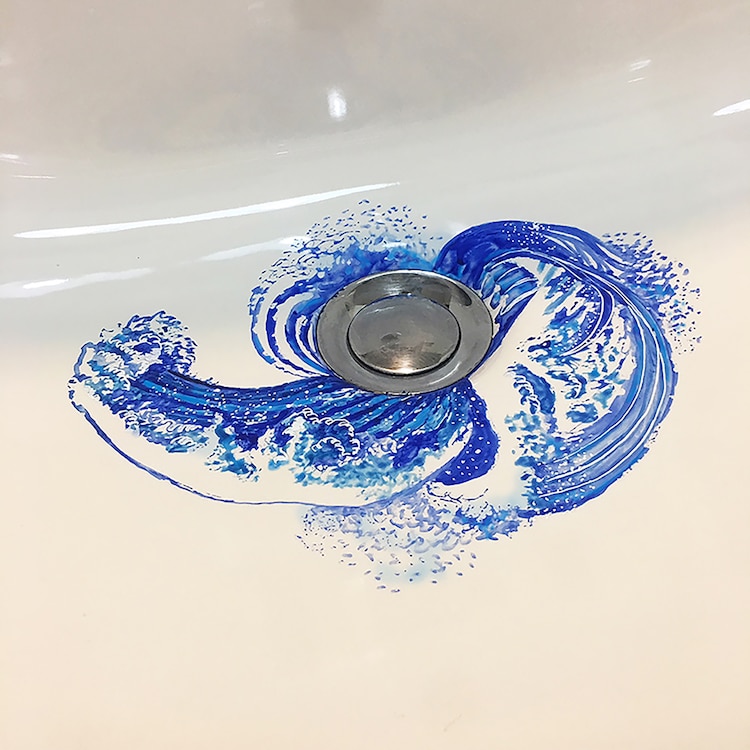 pinturas con acuarela en lavabo por Marta Grossi