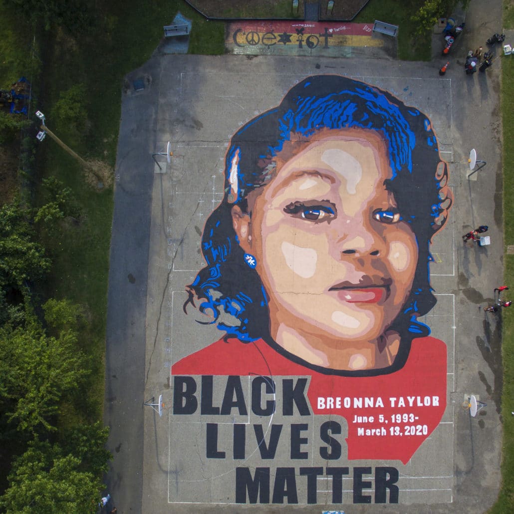 Breonna Taylor Commemorated with 7,000-Square-Foot Mural
