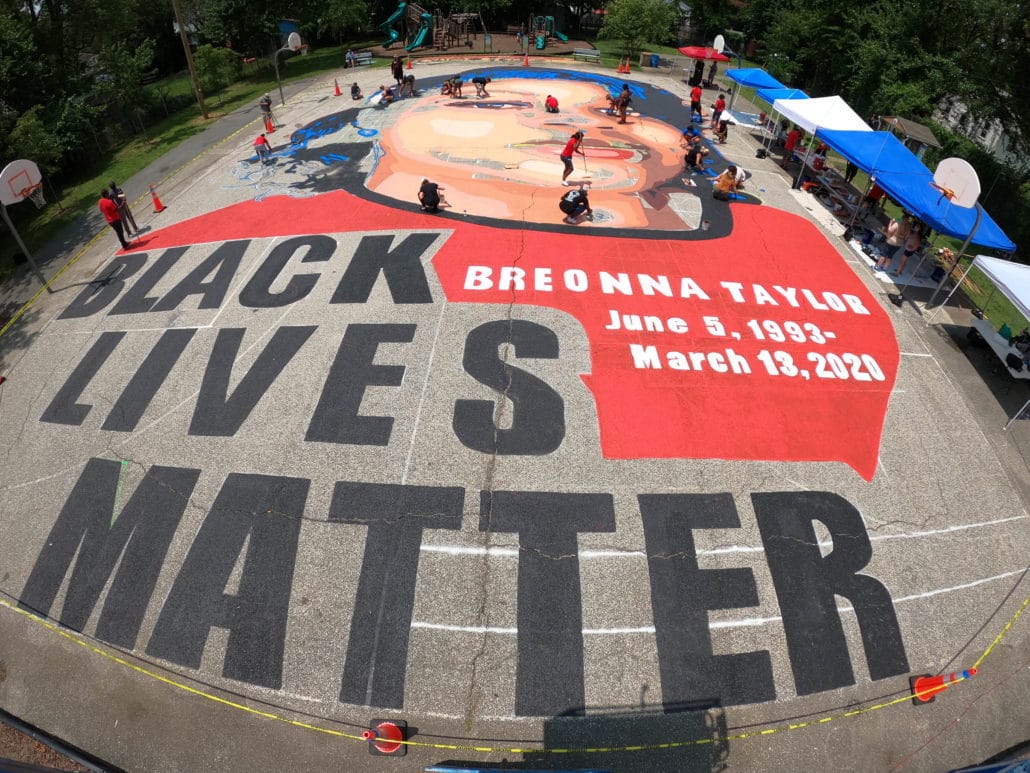 Volunteers Painting Breonna Taylor Mural in Annapolis