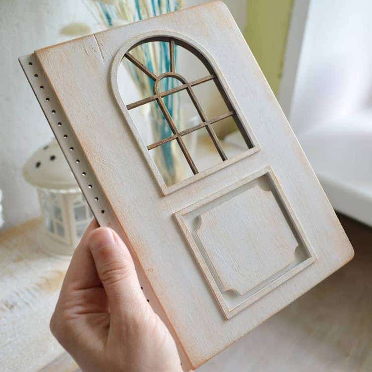 cuaderno de madera de puerta por Walking Fish