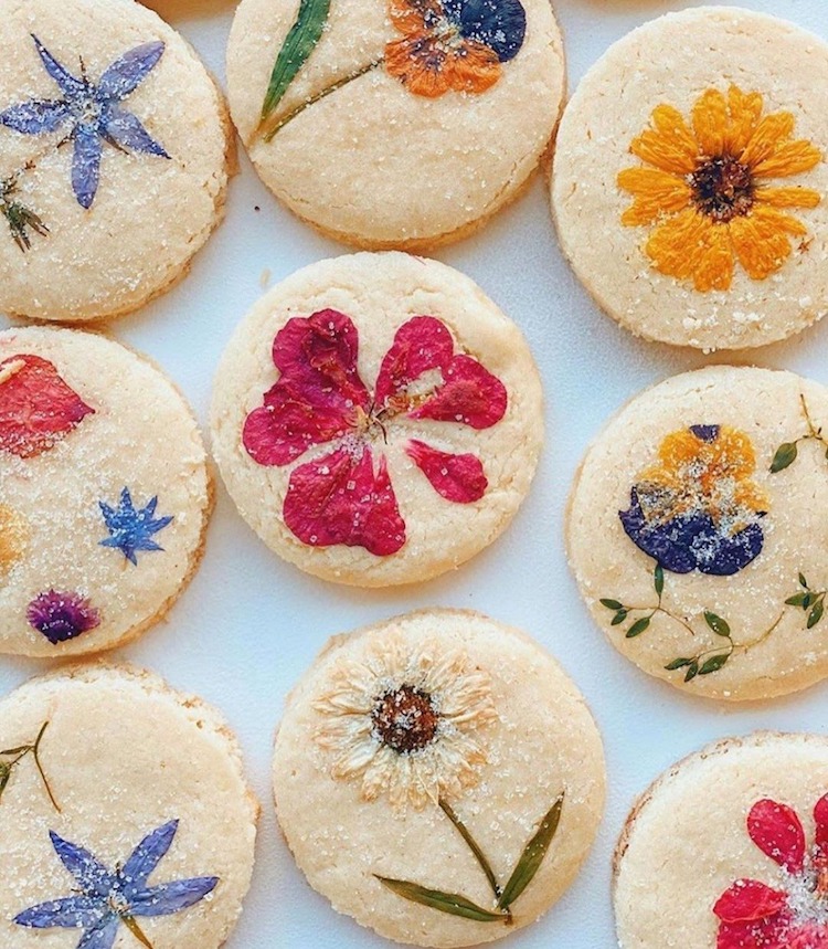 Pressed Flower Shortbread Cookies