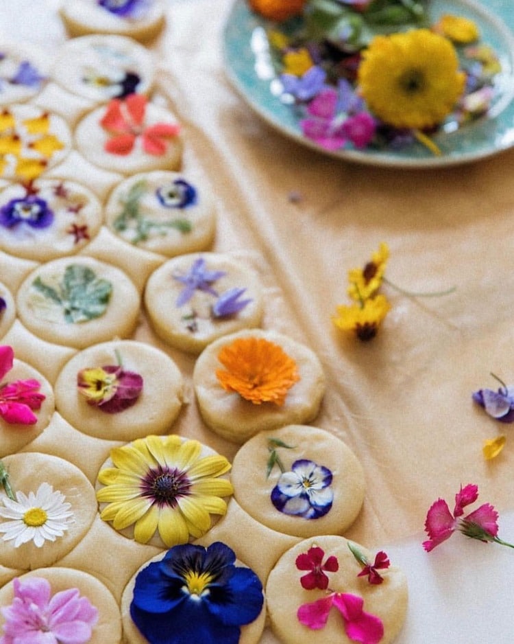 Pressed Flower Shortbread Cookies