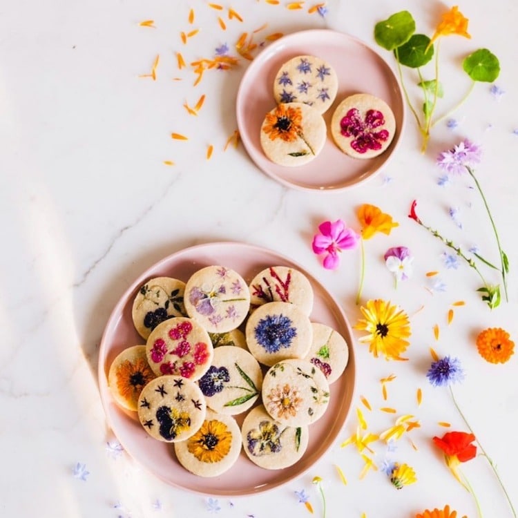 Pressed Flower Shortbread Cookies