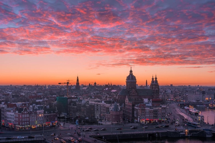 puesta de sol en Amsterdam