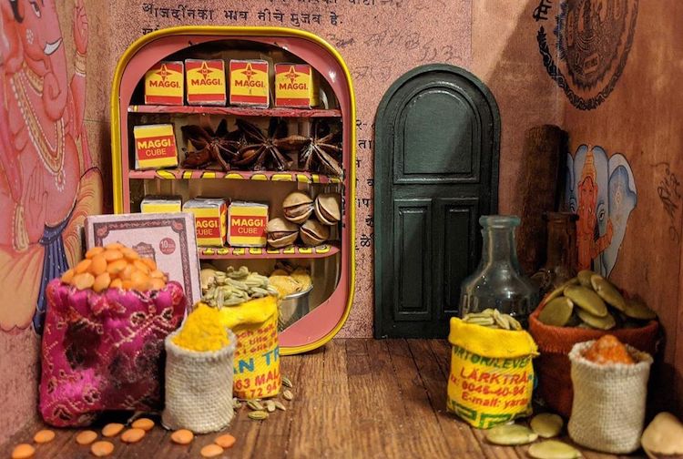 Anonymouse miniature store fronts Miniature-street-installations-anonymouse-15