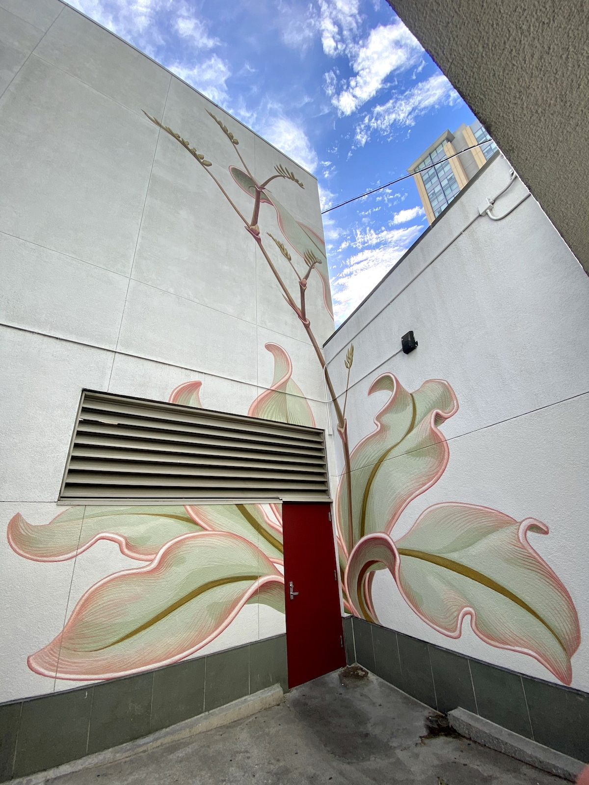 Mural de flores de Mona Caron