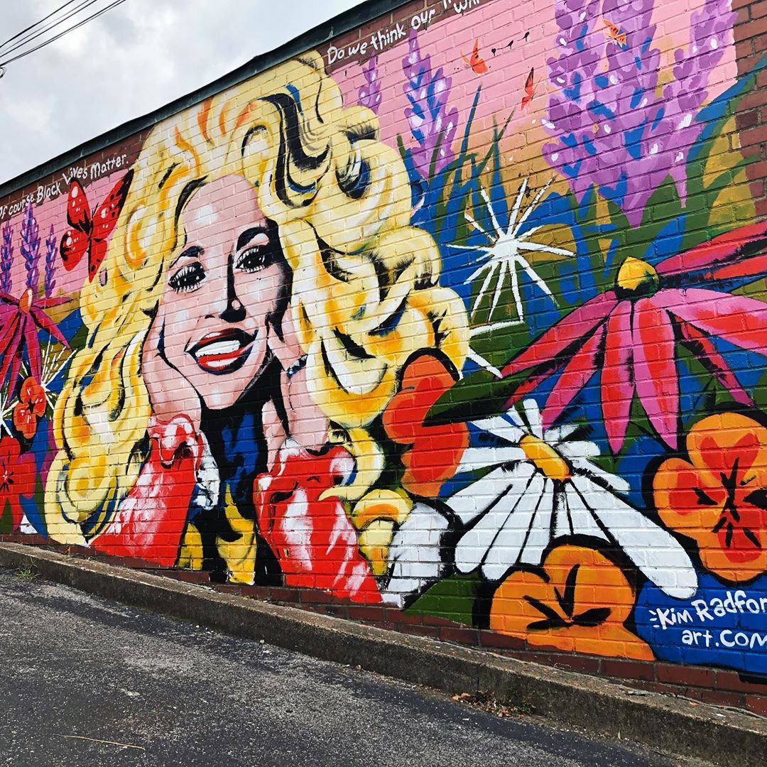 Dolly Parton Mural in Tennessee by Kim Radford