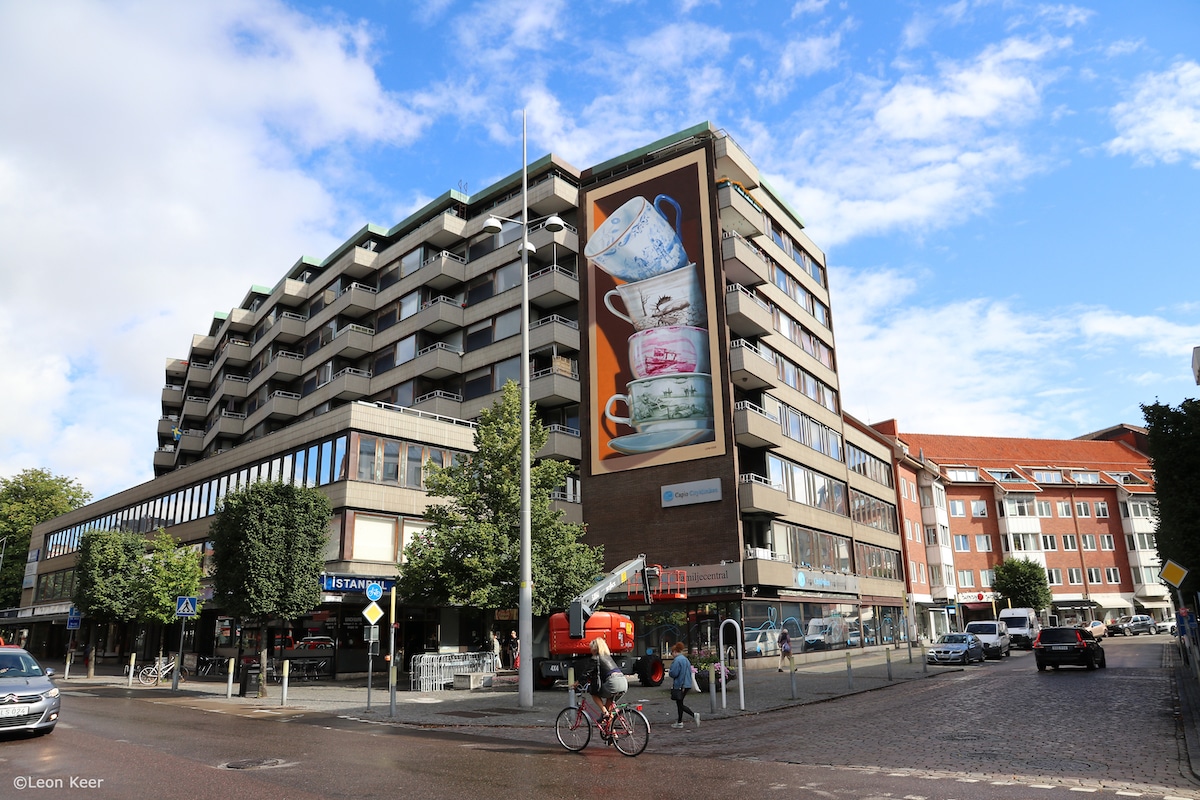 Leon Keer Teacup Mural in Sweden