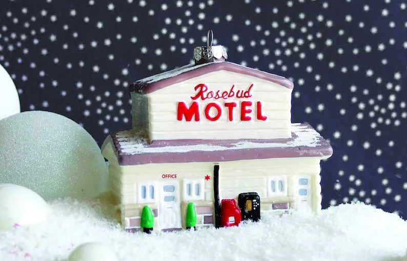 Adorno navideño de Rosebud Motel Schitts Creek