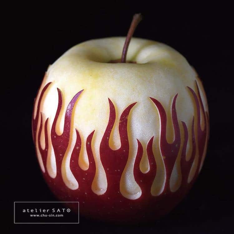 Apple Carving by Tomoko Sato