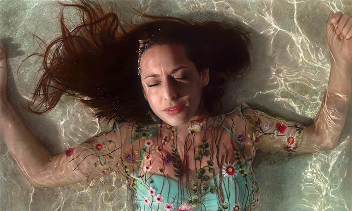 Hyperrealistic Portraits Depict Women Half Submerged In Clear Waters