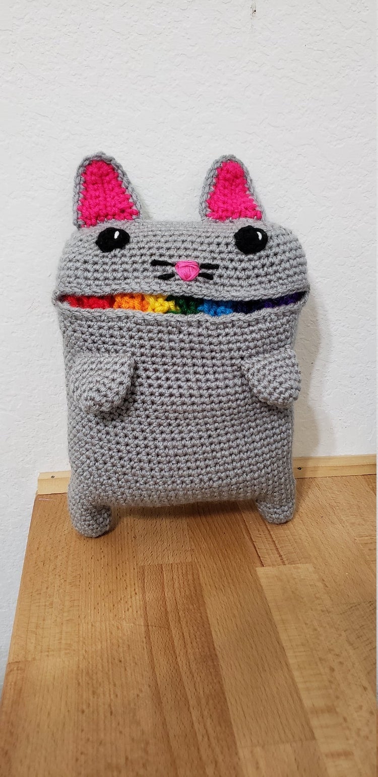 Bufanda de gato con vómito arcoíris