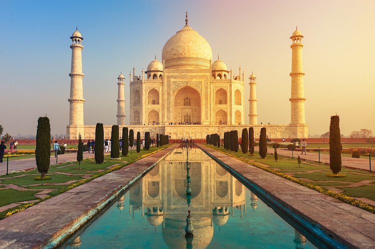 5 unglaubliche Fakten über das ikonische Taj Mahal in Agra, Indien ...