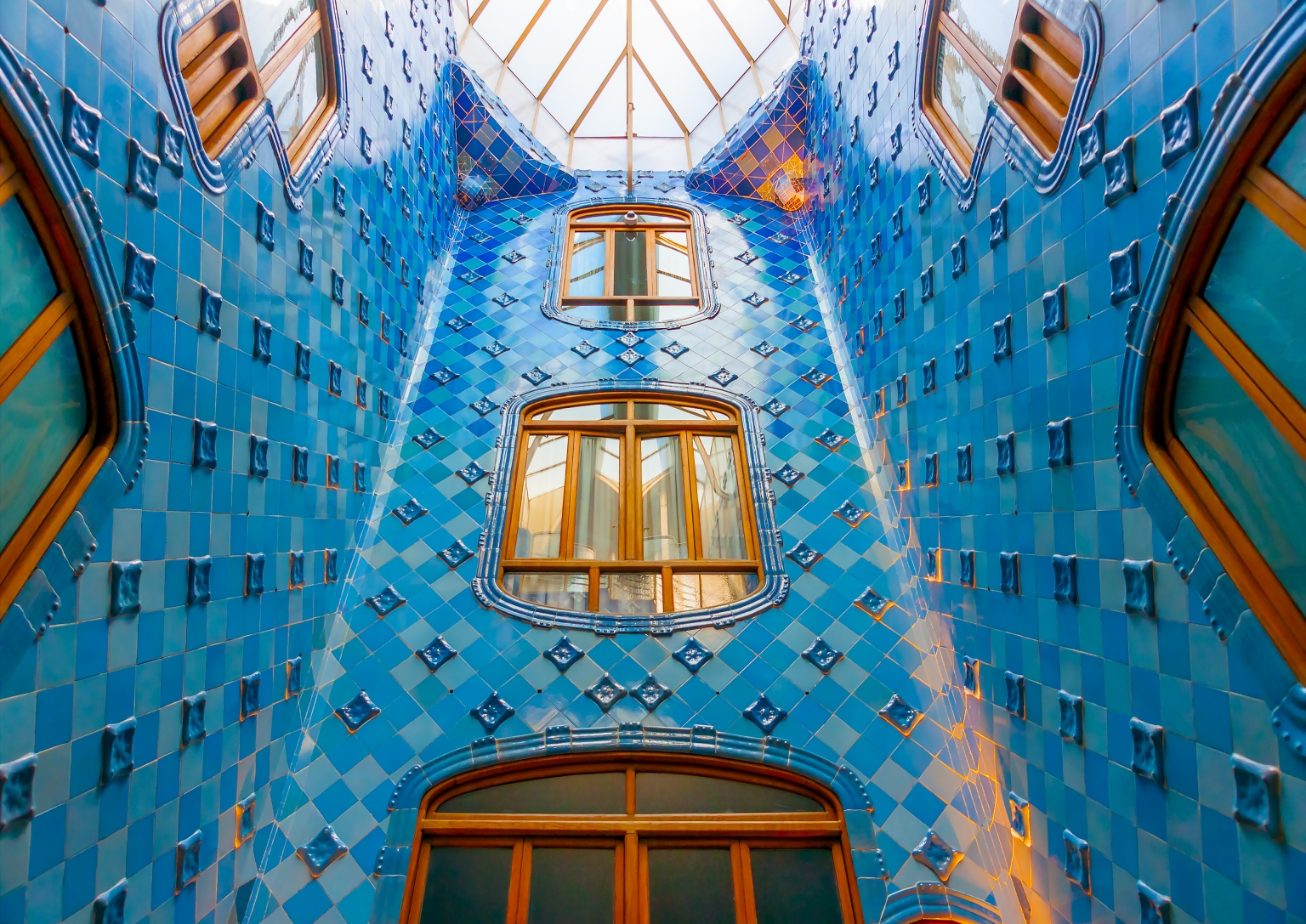 Conoce la fascinante historia de la Casa Batlló de Gaudí