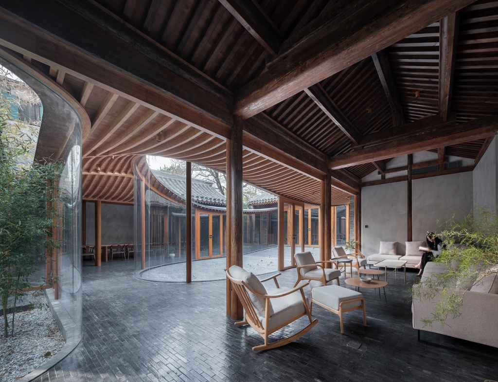 Architects Complete Beautiful Siheyuan Renovation in Beijing