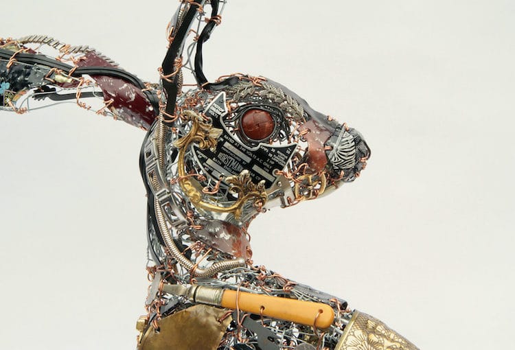 escultura de chatarra por Barbara Franc