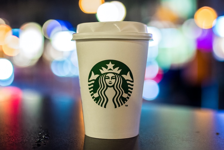 Starbucks Gives Free Coffee to Healthcare Workers