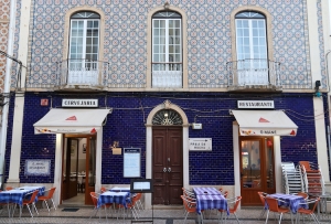 Azulejos: Learn About the Beautiful Art of Portuguese Tiles