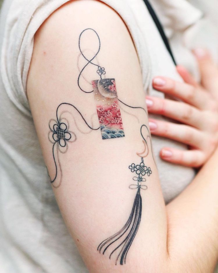 Artist Designs Delicate Tattoos Inspired by Traditional Korean Motifs