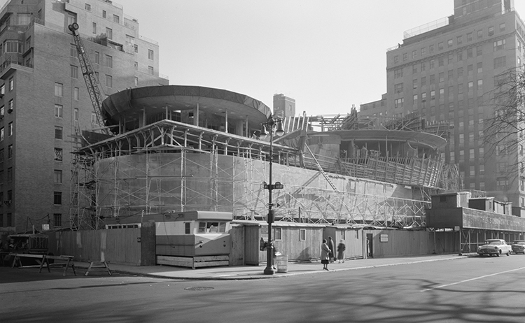 Building the Guggenheim Frank Llyod Wright