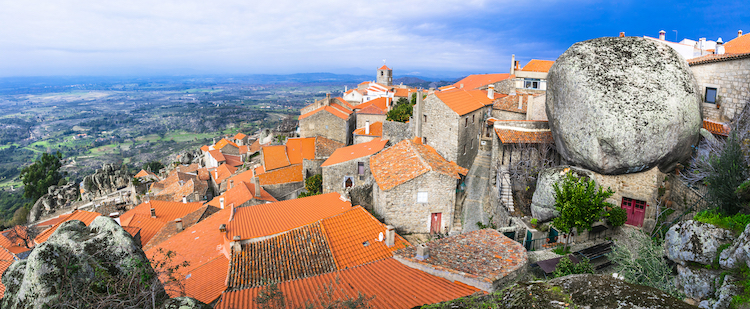 Ciudad medieval de Monsanto, Portugal